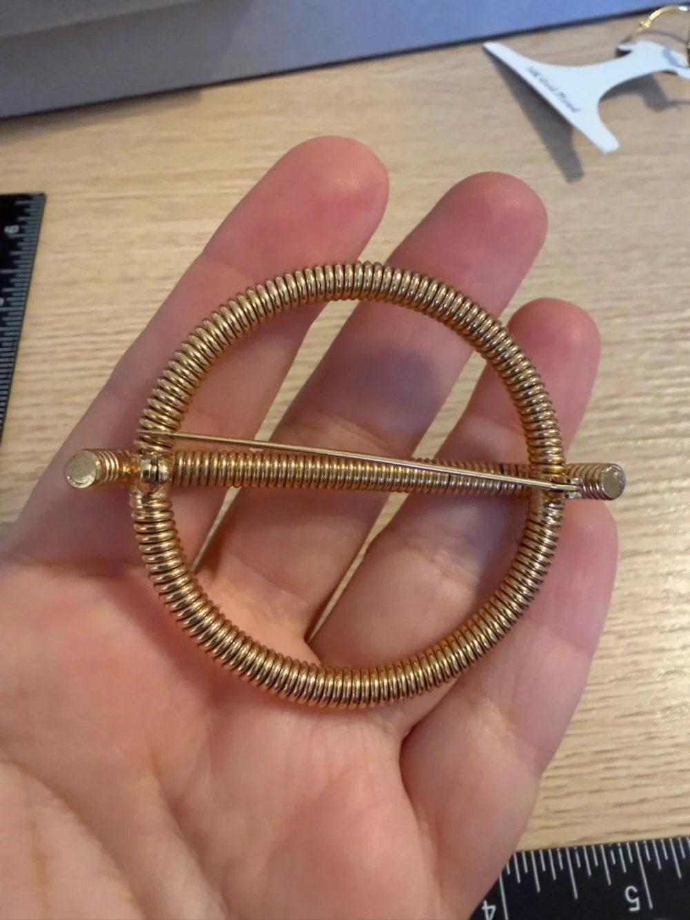 N/A minimalist gold